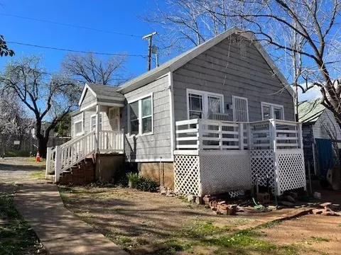 16081606 Chestnut St, Redding, CA 96001 photo 3