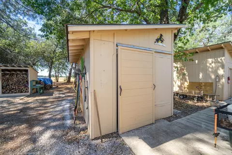 20345 Theda Ct, Redding, CA 96003 photo 12