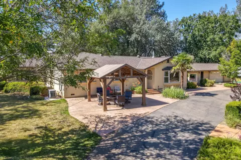 20345 Theda Ct, Redding, CA 96003 photo 5