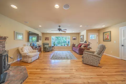 20345 Theda Ct, Redding, CA 96003 photo 29