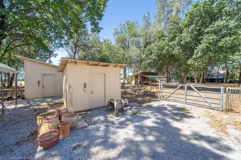 20345 Theda Ct, Redding, CA 96003 photo 9