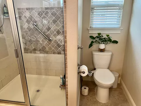 660 Durango Way, Redding, CA 96003 photo 10