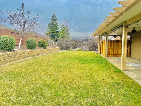 660 Durango Way, Redding, CA 96003 photo 22
