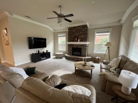 660 Durango Way, Redding, CA 96003 photo 8