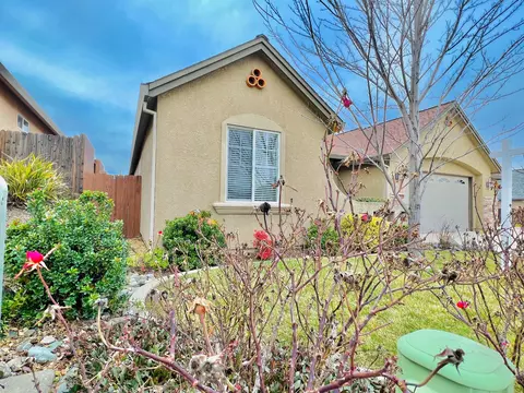 660 Durango Way, Redding, CA 96003 photo 3