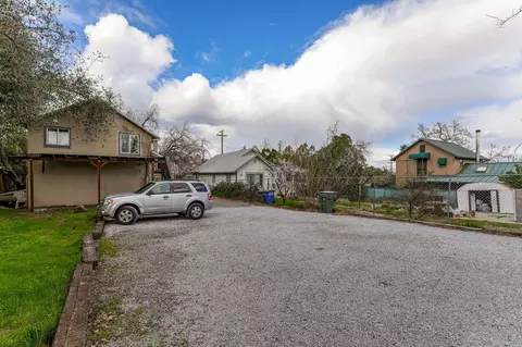 2145 Placer St, Redding, CA 96001 photo 39