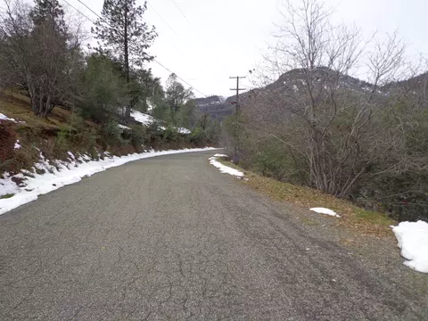 22110 Loop, Redding, CA 96003 photo 13