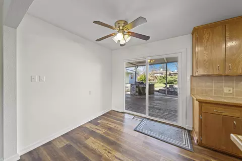 1590 El Dorado Way, Redding, CA 96002 photo 7