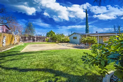 1590 El Dorado Way, Redding, CA 96002 photo 19