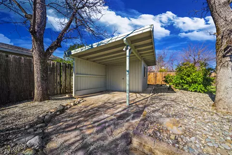 1590 El Dorado Way, Redding, CA 96002 photo 18