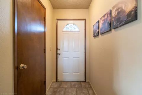 3705 Pluto St, Redding, CA 96002 photo 5