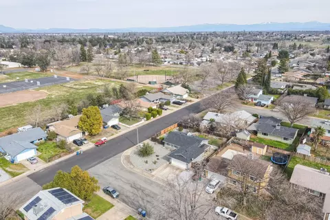 3705 Pluto St, Redding, CA 96002 photo 27