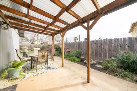 3705 Pluto St, Redding, CA 96002 photo 19