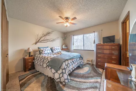 3705 Pluto St, Redding, CA 96002 photo 14