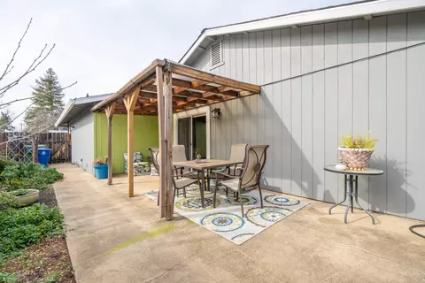 3705 Pluto St, Redding, CA 96002 photo 21