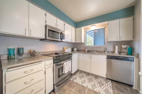 3705 Pluto St, Redding, CA 96002 photo 10