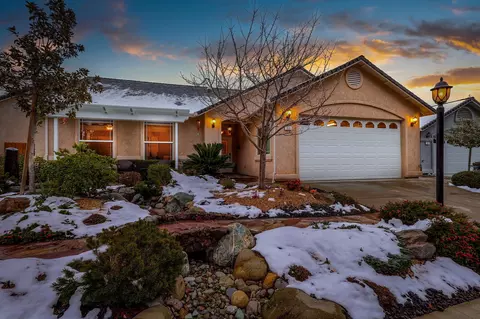 659 Yolla Bolly Trl, Redding, CA 96003 photo 1