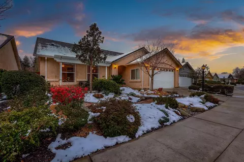 659 Yolla Bolly Trl, Redding, CA 96003 photo 3