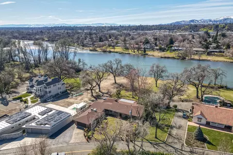 3322 Wilshire Dr, Redding, CA 96002 photo 88