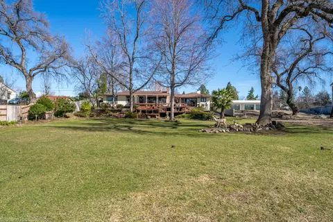 3322 Wilshire Dr, Redding, CA 96002 photo 73