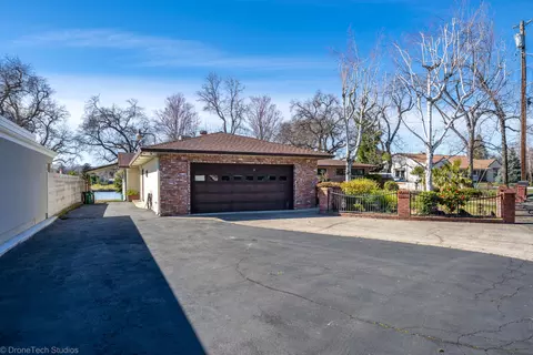 3322 Wilshire Dr, Redding, CA 96002