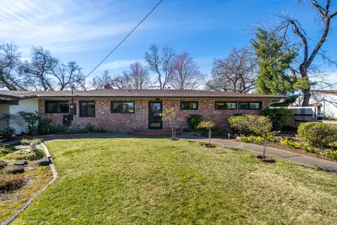 3322 Wilshire Dr, Redding, CA 96002 photo 8