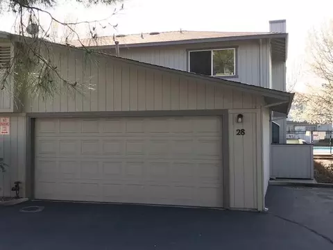 200 Ridgetop Dr #28, Redding, CA 96003 photo 2