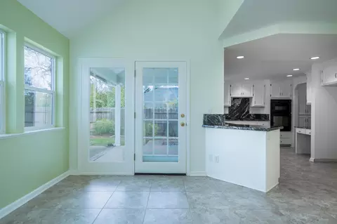 2129 Hope Ln, Redding, CA 96003 photo 12