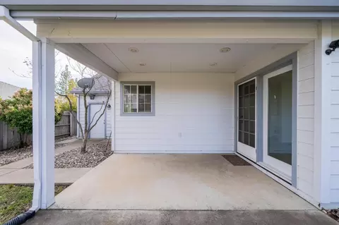 2129 Hope Ln, Redding, CA 96003 photo 24