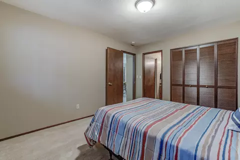 1879 Del Mar Ave, Redding, CA 96003 photo 18