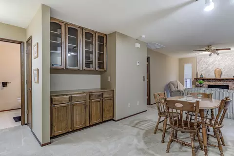 1879 Del Mar Ave, Redding, CA 96003 photo 9