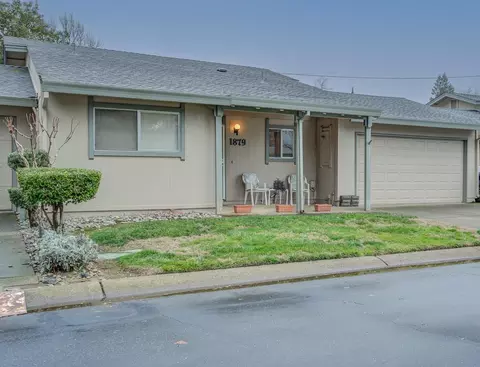 1879 Del Mar Ave, Redding, CA 96003 photo 4