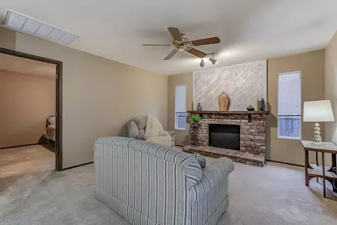1879 Del Mar Ave, Redding, CA 96003 photo 8