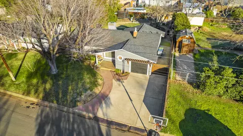 2957 West Way, Redding, CA 96002 photo 28