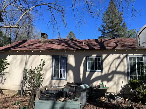 2574 Freebridge St, Redding, CA 96001 photo 2