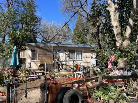 2574 Freebridge St, Redding, CA 96001 photo 3