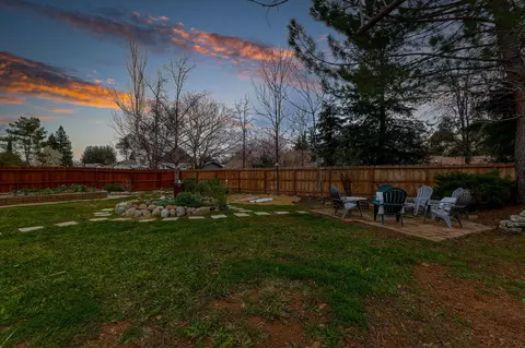 2713 Amethyst Way, Redding, CA 96003 photo 37