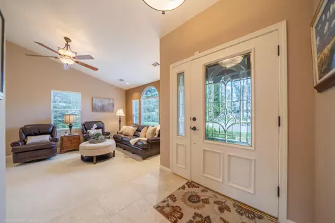 2524 Cumberland Dr, Redding, CA 96001 photo 5