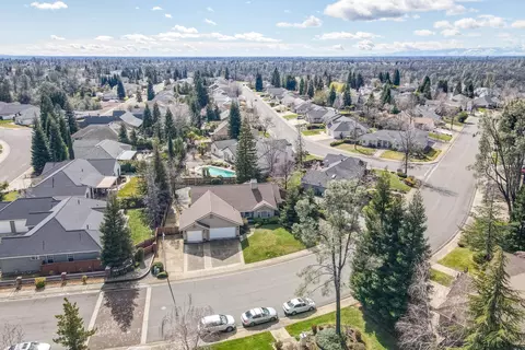 2524 Cumberland Dr, Redding, CA 96001 photo 57
