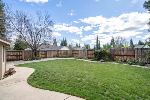 2524 Cumberland Dr, Redding, CA 96001 photo 51
