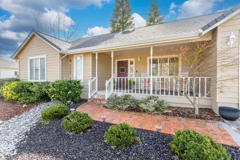 494 Reddington Dr, Redding, CA 96003 photo 1
