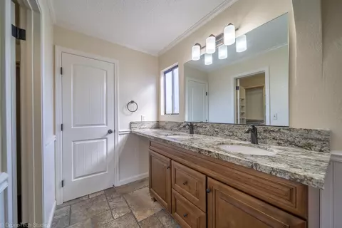 2933 Cleo Ct, Redding, CA 96001 photo 7