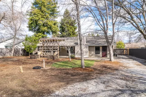 2933 Cleo Ct, Redding, CA 96001 photo 36