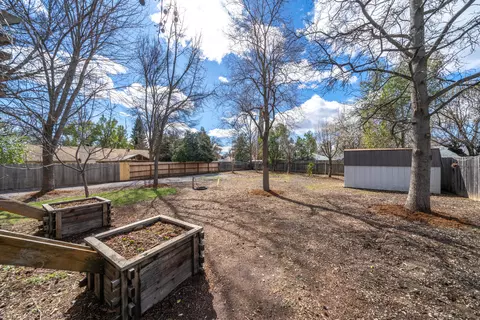 2933 Cleo Ct, Redding, CA 96001 photo 34