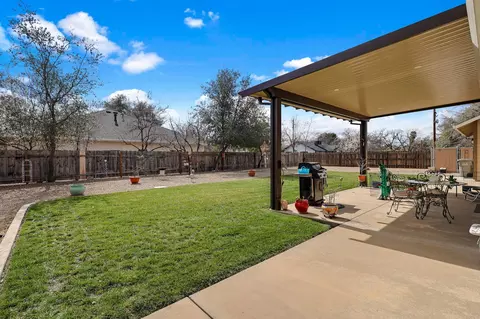 1031 Dusty Ln, Redding, CA 96002 photo 24