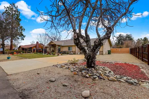 1031 Dusty Ln, Redding, CA 96002 photo 27