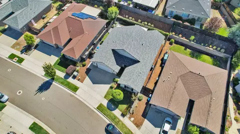 615 Rogue River Way, Redding, CA 96003 photo 32