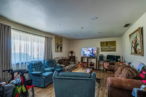 2165 Kimber Ct, Redding, CA 96002 photo 5