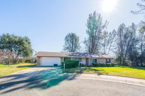 2165 Kimber Ct, Redding, CA 96002 photo 1