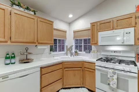4561 Moyvane Dr, Redding, CA 96001 photo 10